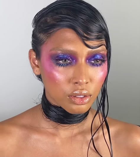 Thermal Makeup, Purple Editorial Makeup, Multichrome Makeup, Futuristic Makeup Looks, Galactic Makeup, Eccentric Makeup, Iridescent Makeup, Futuristic Makeup, Purple Makeup Looks