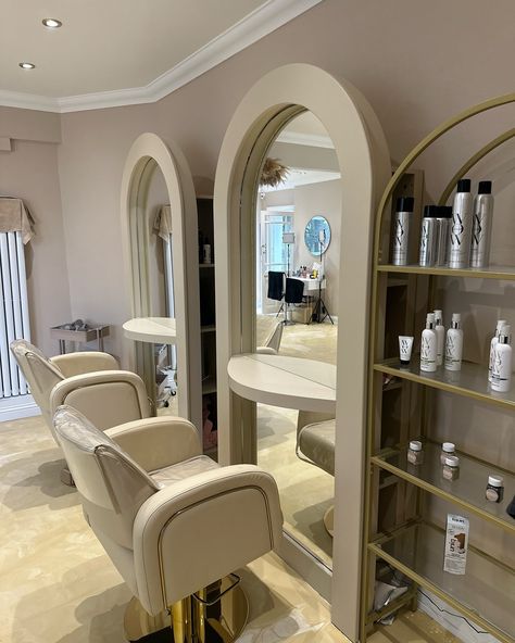 🤍🤍 Bespoke Mirror, Mirrors With Storage, Salon Mirror, Salon Mirrors, Skimming Stone, Custom Grill, Small Hallways, Storage Mirror, Decorative Ideas