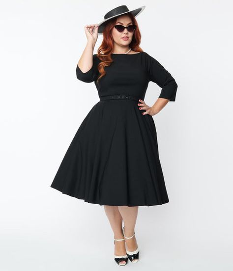 Flattering Dresses For Hourglass Shape, Vintage Dress Plus Size, Plus Size Vintage Fashion 1950s, Mid Size Goth Outfits, 50s Housewife Costume, Plus Size Old Money Style, 1950s Womens Fashion, Grandmother Dresses, A Line Dress Plus Size