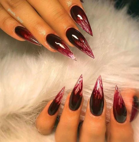 Acrylic Nails Natural, Blood Nails, Halloween City, Black Halloween Nails, Horror Nails, Holloween Nails, Witch Nails, Unghie Nail Art, Halloween Acrylic Nails