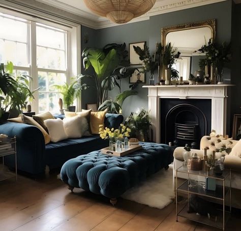 Midnight Blue Sofa Living Room, Blue Velvet Chesterfield Sofa, Living Room Blue Velvet Couch, Teal Velvet Sofa Living Room Ideas, Navy Sofa Styling, Navy And Emerald Living Room, Blue Sitting Room Ideas, Velvet Sofa Living Room Ideas, Teal Couch Living Room