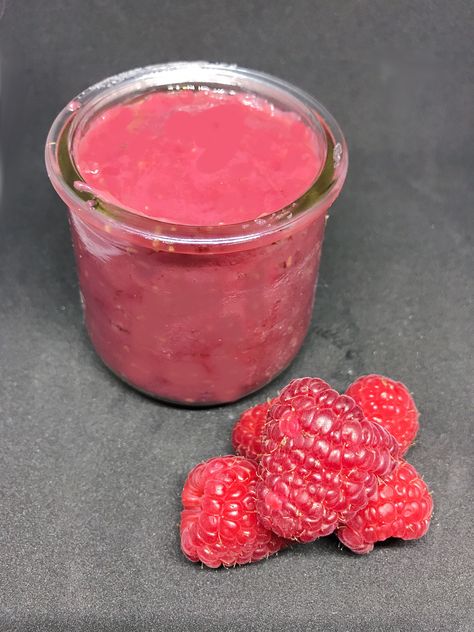 Easy Raspberry Curd Microwave Lemon Curd, Raspberry Curd, Grapefruit Curd, Easy Hollandaise, Decorating Cupcakes, Strawberry Pie Filling, Canning Jam, Lemon Curd Recipe, Cooking Stuff