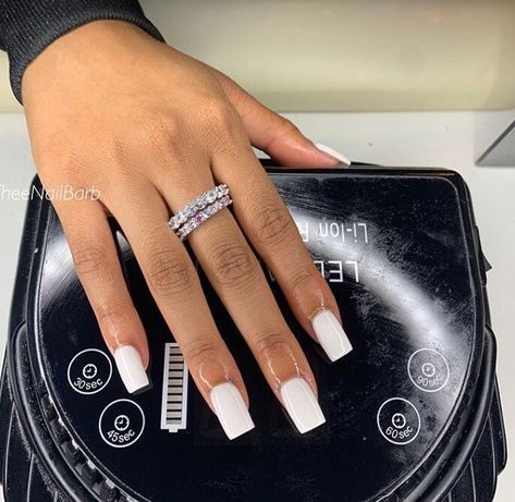 Daisy Marquez Nails, Cute Shirt Nails Acrylic, Nagellack Trends, Milky Nails, White Acrylic Nails, Cute Acrylic Nail Designs, Simple Acrylic Nails, Work Nails, Short Square Acrylic Nails