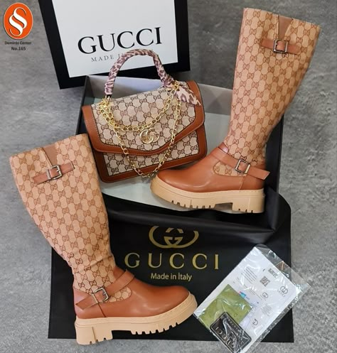 Gucci winter knee boots Glitter Jordans, Gucci Boots Women, Gucci Outfits Women, Gucci Winter, Gucci And Louis Vuitton, Gucci Bags Outlet, Vuitton Bag Outfit, Lv Boots, Pearl Boots