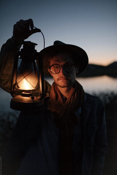 Holding Lantern Pose Reference, Person Holding Lantern Reference, Person Holding Lantern, Holding A Lantern Pose Drawing, Hand Holding Lantern, Holding Lantern Reference, Story Inspiration Photography, Woman Holding Lantern, Lantern Reference