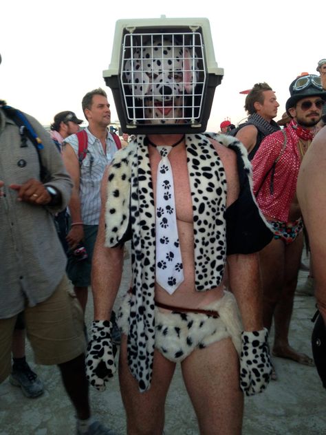 Man Hats, Burning Man Costumes, Burning Man Art, Festival Outfits Men, Black Rock Desert, Crazy Costumes, Burning Man Costume, Burning Man Fashion, Black Rock City