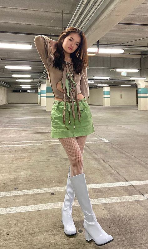 Kpop Concert Outfit, Green Outfit, Pinterest Girls, Concert Outfit, Dream Wardrobe, Fashion Inspo Outfits, Tshirt Dress, Outfit Inspirations, Fashion Inspo