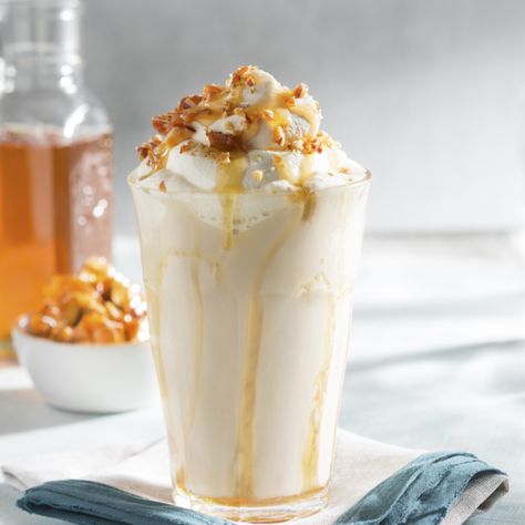 Cold Brew Concentrate, Honey Whipped Cream, Recipe Using Honey, Honey Dessert, Homemade Frappuccino, Cream Honey, Almond Brittle, Frappuccino Recipe, Recipes With Whipping Cream