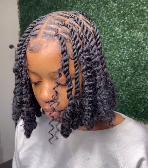 Black Invisible Locs, Invisible Locs Hairstyles, Invisible Locs, Girls Reference, Flat Twists, Short Box Braids Hairstyles, Protective Hair, Two Strand Twists, Feed In Braids Hairstyles