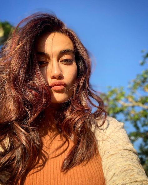 Sun Kissed Pics, Surbhi Jyoti Instagram, Surabhi Jyoti, Tv Actress Images, Pout Face, Nia Sharma, Surbhi Jyoti, Girl Dpz, Fashion Terms