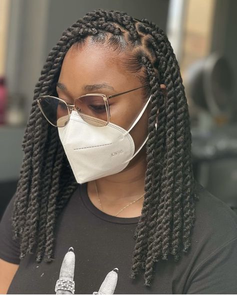 Yeye Wool Short Braids, Hairstyle For Brazilian Wool, Braids With Wool For Black Women, Short Wool Braids Hairstyles, Short Bob Twist Braids, Braids With Dreadlocks, Hairstyles With Brazilian Wool Braids, Wool Style Hair, Bobby Wool Hair Styles