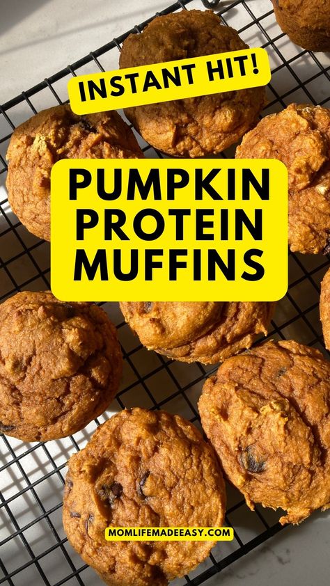 This easy pumpkin protein muffin recipe is healthy and delicious! Made with kodiak mix, these muffins are tasty and good for you! Kodiak Pumpkin Muffins, Protein Muffin Recipe, Pumpkin Protein Muffins, Paleo Pumpkin Muffins, Protein Muffin Recipes, Fall Recipes Pumpkin, Pumpkin Protein, Weight Watchers Recipes Desserts, Good Morning Breakfast