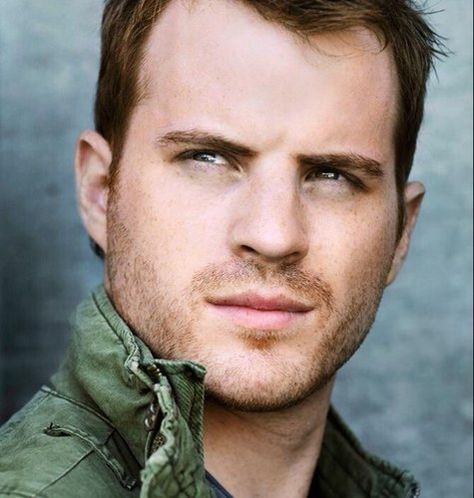 Rob Kazinsky, Chuck Hansen, Dc Fancast, Robert Kazinsky, Guy Gardner, Hero Inspiration, Hot British Men, William Blake, Hey Man