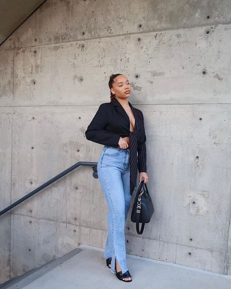 Kaila Kake Outfits, Everyday Clothing, Big Boss, Clothing Ideas, Mom Jeans, Normcore, Blazer, Lifestyle, Pants