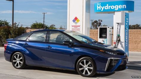 Toyota Mirai at hydrogen filling station Hydrogen Powered Cars, Toyota Mirai, Hydrogen Car, Fuel Station, Unique Vehicles, Alternative Fuel, Hydrogen Fuel Cell, Hydrogen Fuel, Station Service