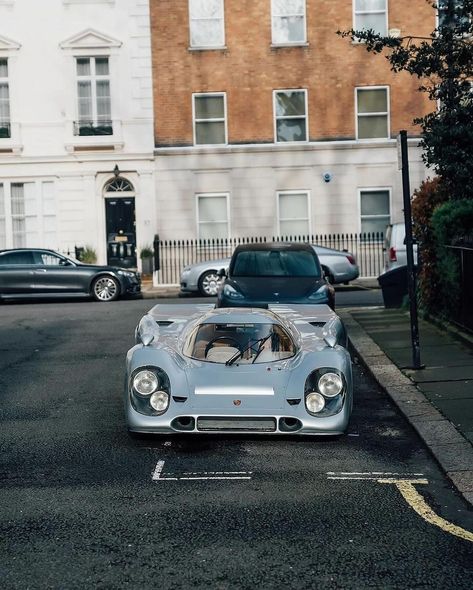 road legal porsche 917 🫣 📷: @alexpenfold - #porsche #porsche917 #917k #motorsport #racecar #classiccar #classiccars #vintagecar Mercedes Wallpaper, Automobile Engineering, Martini Racing, Porsche 917, Classic Racing Cars, Lovely Car, Super Luxury Cars, Tuner Cars, Art Architecture