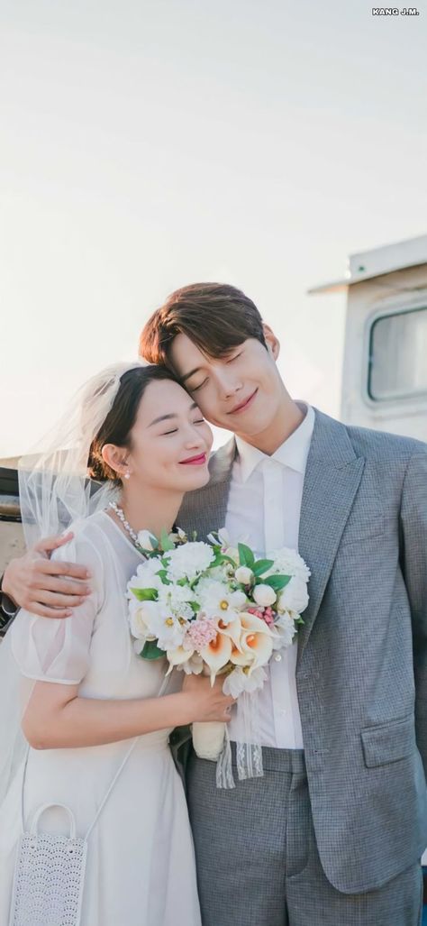 Hometown Cha Cha Cha Photoshoot, Hometown Chachacha Wedding, Hometown Cha Cha Cha Aesthetic, Hometown Chachacha Wallpaper, Hometown Cha Cha Cha Wallpaper, Shin Minah, Hometown Cha Cha, Love Tv Series, Casual Bride