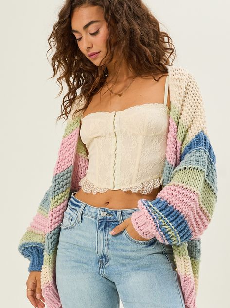 Trendy Chunky Knit Cardigan, Chic Chunky Knit Cardigan, Trendy Chunky Knit Everyday Cardigan, Oversized Chunky Knit Fall Cardigan, Chunky Colorful Cardigan, White Dress Boots, Chunky Sweater Cardigan, Chunky Cable Knit Cardigan, Chunky Oversized Sweater