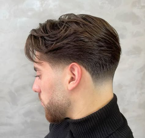 Best Low Fade Haircuts Men, Low Taper Fade With Beard, Low Fade Hairstyles For Men, Middlepart Hairstyle Boy, Low Tapper Cut, Tapper Fade Boys Haircut, Good Haircuts For Boys, Tapper Fade Boys, Corte Taper Fade