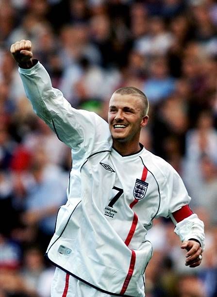 Football Penalty, Chelsea Video, David Beckham Football, Beckham Football, England National Football Team, David Beckham Style, England Fans, Football Players Images, England Football Team