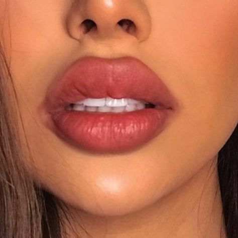 Thick Lips, Big Lips Natural, Lips Inspiration, Botox Lips, Perfect Nose, Desired Face, Lip Filler, Lip Shapes, Health Smoothies