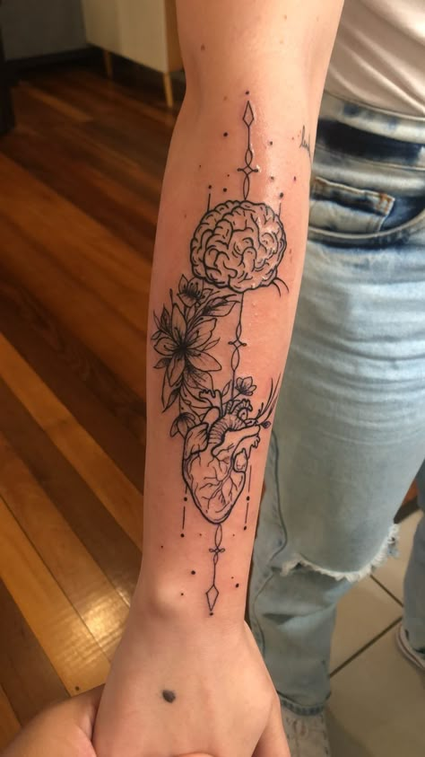 Tattoo Cover Ups, Floral Back Tattoos, Cute Thigh Tattoos, Floral Thigh Tattoos, Magic Runes, Animal Tattoo Ideas, Forarm Tattoos, Hip Tattoos Women, Tattoos For Black Skin