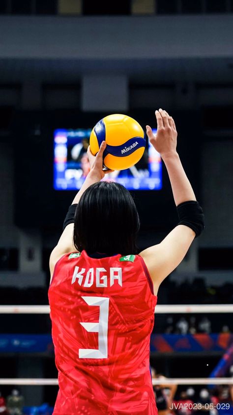 Sarina Koga Volleyball, Sarina Koga, Japanese Volleyball, Volleyball Wallpaper, Volleyball Inspiration, Volleyball Player, Gym Room, Japan Woman, Volleyball Team