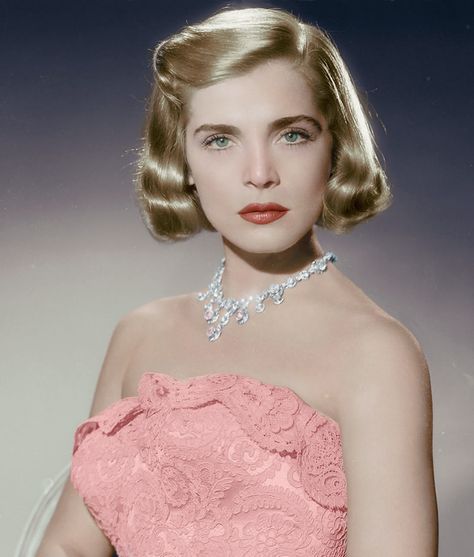 Lizabeth Scott, Old Hollywood Movies, Old Hollywood Stars, Classic Actresses, Actrices Hollywood, Hollywood Legends, Vintage Hollywood, Classic Beauty, Vintage Hairstyles