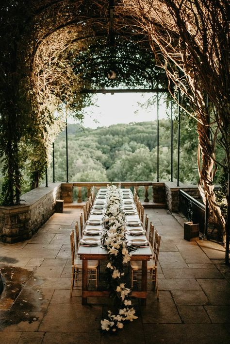 Wedding Venues Nashville Tn, Cheekwood Wedding, Wisteria Arbor, Forest Wedding Venue, Tennessee Wedding Venues, Wedding Venues Indoor, Indoor Wedding Ceremonies, Nashville Wedding Venues, Wedding Decorations On A Budget