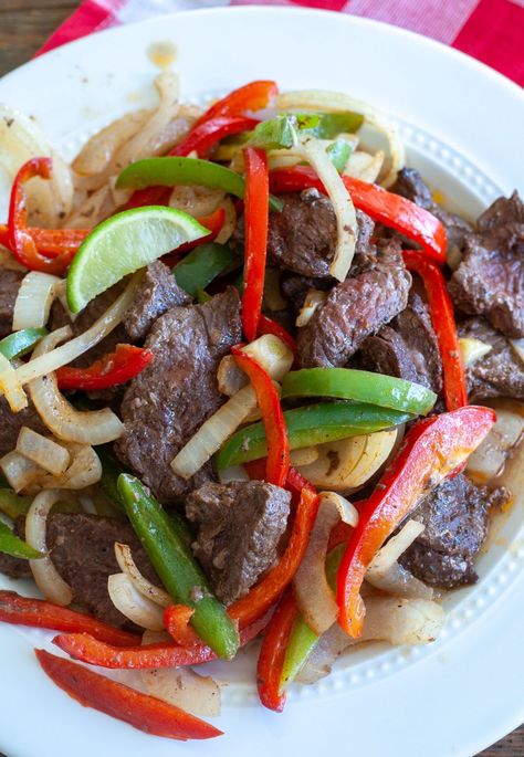 Air Fryer Steak Fajitas Beef Air Fryer Recipes, Fajitas Air Fryer, Beef Air Fryer, Air Fryer Steak Fajitas, Steak In Air Fryer, Air Fryer Recipes Beef, Stewing Steak, Christmas Fiesta, Fajita Spices