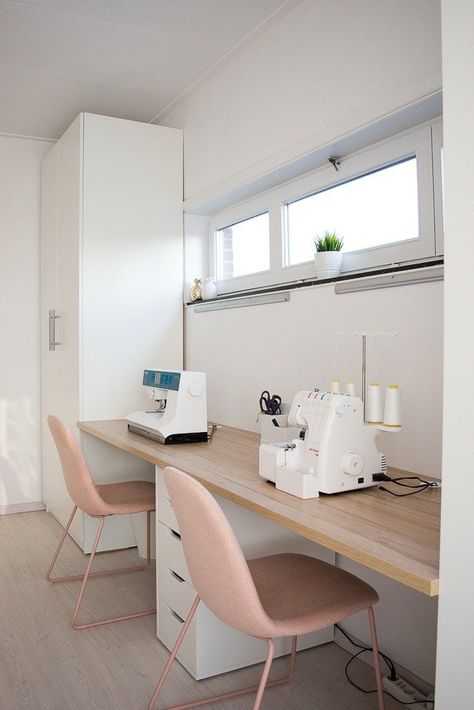 Sewing Room Inspiration, Sewing Room Design, Designer Decor, Sewing Room Decor, Small Home Offices, Craft Room Design, Sewing Room Organization, Small Room Design, Small Home Office