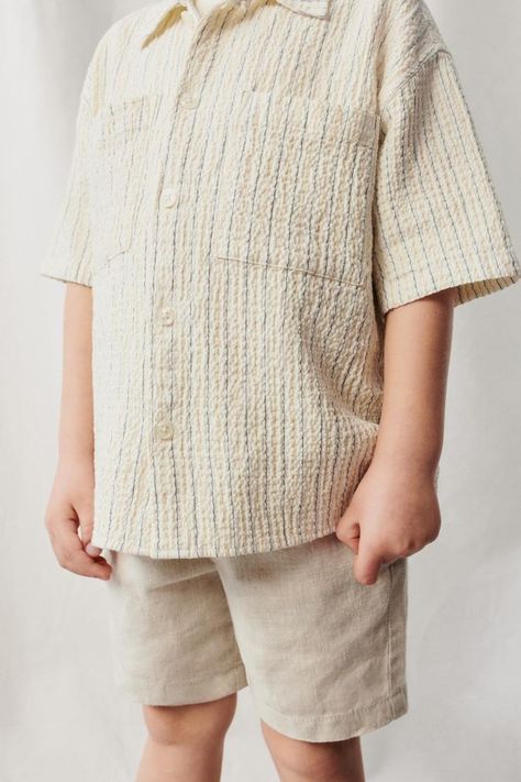 Baby Boys' Shorts | Explore our New Arrivals | ZARA United Kingdom Zara Baby Boy, Zara Kids Boys, Baby Boy Shirts, Men Fashion Casual Shirts, Zara Baby, Boys Wear, Zara Kids, Bowling Shirts, Baby Boy Fashion