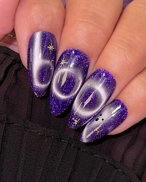 The Ultimate Halloween Nail Art Inspo for Short Nails 👻✨💅 Comment “HALLOWEEN” if you want spooky cute long nails inspo! Save & share for nail inspo! #halloweennails #spookynails #almondnails #cateyenails #glowinthedarknails #chromenails #diynails #nailinspo #nailtrends #fallnails #halloween2024 #nailarttutorial #nailtech #holographicnails #easynails #howtonails #ghostnails #spiderwebnails #ghostfacenails #beetlejuicenails #holonails #reflectivenails #halloween #kawaii #kawaiinails #cutenai... Inspo For Short Nails, Cute Long Nails, Scary Nails, Nail Art Inspo, Reflective Nails, Cartoon Nails, Holo Nails, Tie Dye Nails, Halloween 3d