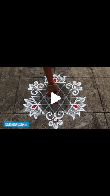 5 To 3 Dots Rangoli, Friday Rangoli Designs, Muggulu Dots, Kolam Design, Muggulu Design, Small Rangoli, Small Rangoli Design, Rangoli With Dots, Kolam Designs