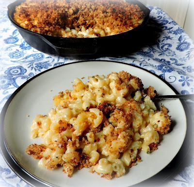 Baked Mac & Cheese with a Crispy Crumb Topping Simple Cheese Sauce, Bread Crumb Topping, Pizza Rice, The English Kitchen, Recipe Pasta, British Recipes, Baked Mac N Cheese, English Kitchen, Bbc Food