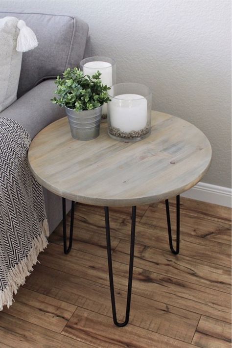 Do you have some free time and want to build your own DIY side table to save some money!? These super helpful tutorials and examples will give you the inspiration you need to get started! #diy #diyfurniture #sidetable #diyideas #diyproject