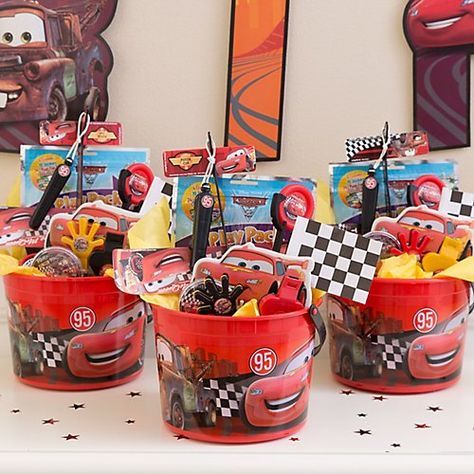 Cars Party Ideas, Disney Cars Birthday Theme, Lightning Mcqueen Party, Disney Cars Theme, Pixar Cars Birthday, Cars Cupcakes, Cars Birthday Party Decorations, Cars Birthday Party, Cars Birthday Cake