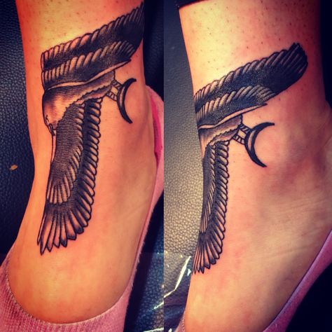 Egyptian Falcon Tattoo, Tattoo In Leg, Tattoo Rihanna, Egyptian Falcon, Cute Shoulder Tattoos, Falcon Tattoo, Tattoo Board, Shoulder Tattoos, Angel Pictures