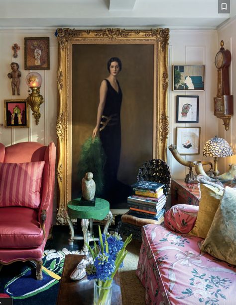 Maximalist Interior, Bee House, Anderson Cooper, Ivy House, New York Homes, Interior Modern, Deco Vintage, World Of Interiors, Gloria Vanderbilt