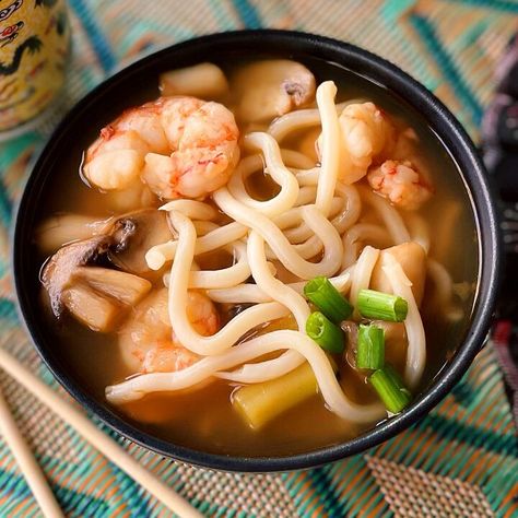 The base of this Spicy Shrimp Udon Noodle Soup is made from bone broth, which has many benefits including boosting your immune system and healthy digestion along with maintaining healthy skin and joints. The Thai red chili paste, and ginger give this soup a fresh zing and spice in the perfect amount, just enough to make your nose run slightly and leave a tingle on your tongue. Everything easily comes together in about 20 minutes.This dish has a special meaning for me. The inspiration f… Shrimp Udon, Udon Noodle Recipe, Udon Noodles Recipe, Udon Soup, Udon Noodle Soup, Red Chili Paste, Shrimp Noodles, Udon Noodle, Zucchini Soup