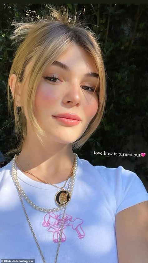 Olivia Jade, Youtube Vlog, Day Makeup Looks, Bronde Hair, Chop Chop, Dirty Blonde Hair, Open Hairstyles, Blonde Hair Inspiration, Social Media Followers