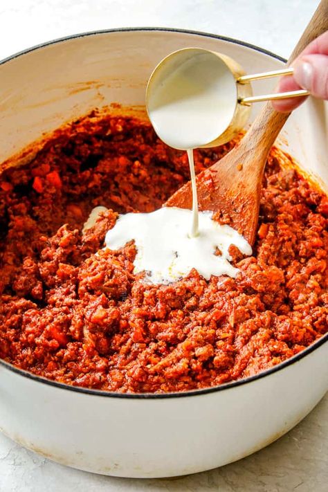 the BEST Bolognese Sauce (how to freeze, tips, tricks, etc) Bolognese Sauce With Cream, Spaghetti Sauce With Heavy Cream, Easy Spaghetti Bolognese, Bolognese Sauce Authentic, Best Bolognese Sauce, Italian Gravy, Spaghetti Bolognese Recipe, Bolognese Sauce Recipe, Sunday Sauce