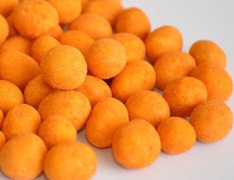 Jumbo coated peanuts in Cheese flavour Coated Peanuts, Cheese Flavor, Apricot, Healthy Food, Peanut, Healthy Recipes, Cheese, Snacks, Fruit