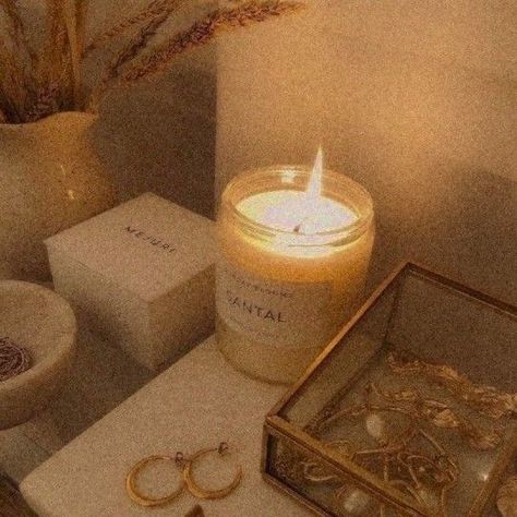 Madisoncore Aesthetic, Honeycore Aesthetic, Light Yellow Dresses, Mac Backgrounds, Yellow Aesthetic Pastel, Yellow Candles, Yellow Moon, Rose Gold Brown, Aesthetic Light