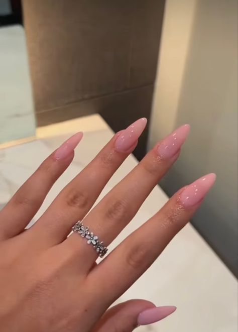 Long Almond Nails, Nagellack Trends, Classy Acrylic Nails, Almond Acrylic Nails, Acrylic Nails Coffin Short, Pink Acrylic Nails, Neutral Nails, Square Acrylic Nails, Fire Nails