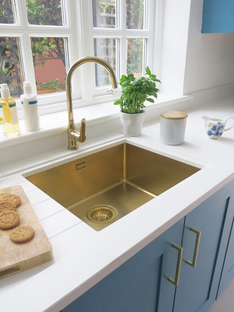 Lucy Gleeson Interiors - Interior Designer, Stylist & Award Winning Blogger. Suffolk, Norfolk & London. Golden Kitchen Sink, Brass Sink Kitchen, Gold Sink Kitchen, Island Sinks, Gold Kitchen Sink, Gold Sink, Top Kitchen Trends, Brass Kitchen Sink, Best Kitchen Sinks