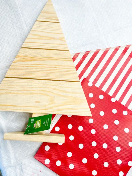 Diy Red and White Christmas Tree - Create Make Decorate with Nikki Mod Podge Christmas Tree, Decoupage Wood Christmas Trees, Wood Christmas Tree Ideas, Hobby Lobby Christmas Tree, Wooden Christmas Trees Diy, White Xmas Tree, Red And White Christmas Tree, White Christmas Tree Decorations, Hobby Lobby Christmas