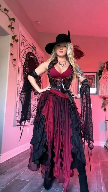 Blonde Pirate, Larp Ideas, Festival Fits, Steampunk Pirate, Pirate Outfit, Pirate Fashion, Ren Fair, Red Black Dress, Halloween Inspo