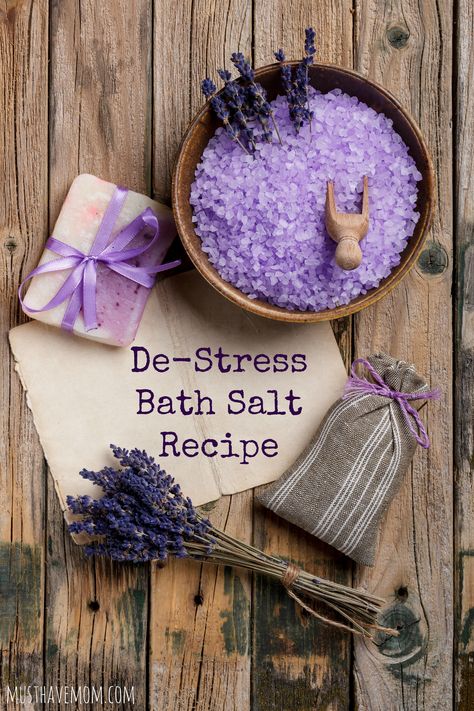 DIY De-Stress Bath Salts Recipe Diy Bath Salts, Bath Soak Recipe, Bath Salts Recipe, Baking Soda Bath, Bath Salts Diy, Lavender Bath Salts, Bath Recipes, Lavender Bath, No Salt Recipes