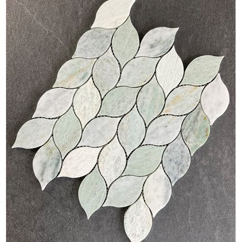 ES Stone 4" x 2" Marble Novelty Mosaic Tile & Reviews - Wayfair Canada Tile Showers, Countertop Colours, Merola Tile, Marble Mosaic Tiles, Mosaic Wall Tiles, Tile Designs, Marble Mosaic, Diy Farmhouse, Green Marble